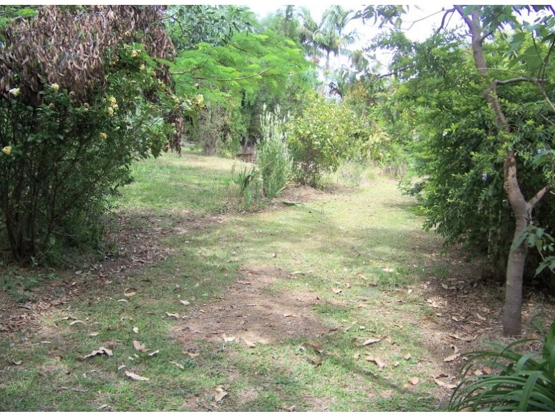 62 PERULPA dr, Lamb Island QLD 4184