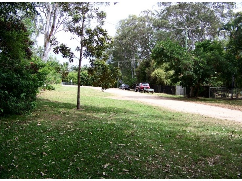 62 PERULPA dr, Lamb Island QLD 4184