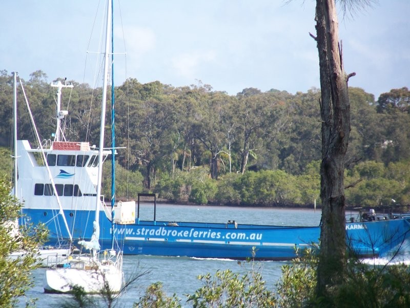 50 MELALEUCA dr, Lamb Island QLD 4184