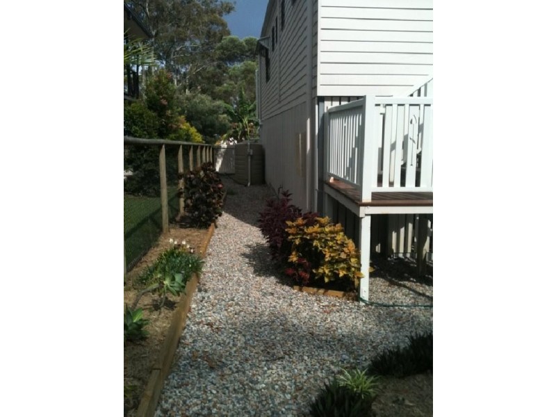 3 Dinjerra St, Macleay Island QLD 4184