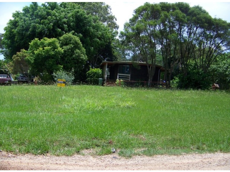 10 JUNE pde, Lamb Island QLD 4184