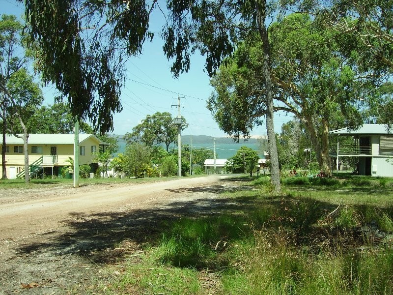 26 Tukkeri Street, Macleay Island QLD 4184