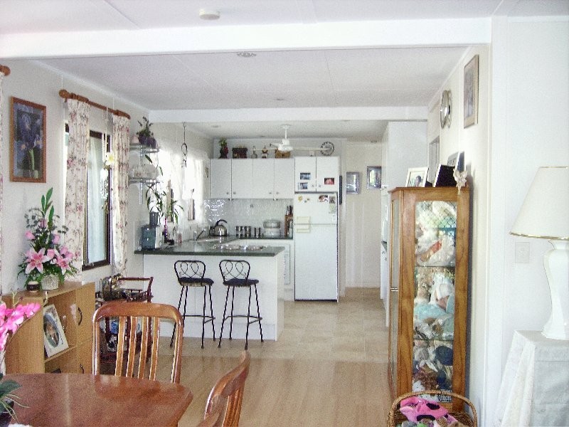 16 Noyes Parade, Karragarra Island QLD 4184