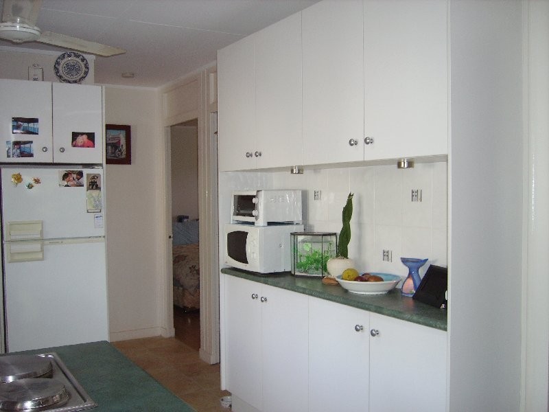 16 Noyes Parade, Karragarra Island QLD 4184