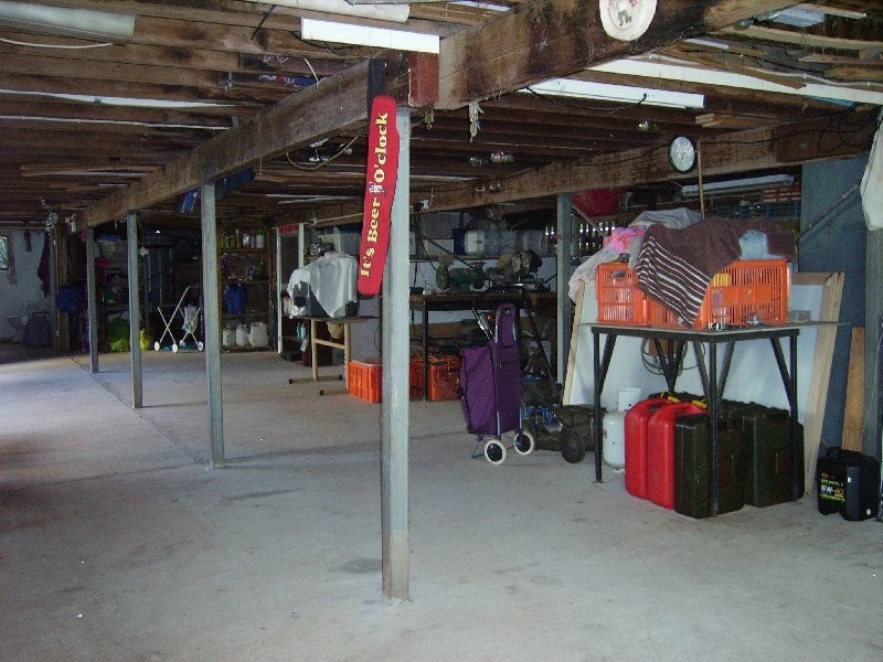 16 Noyes Parade, Karragarra Island QLD 4184