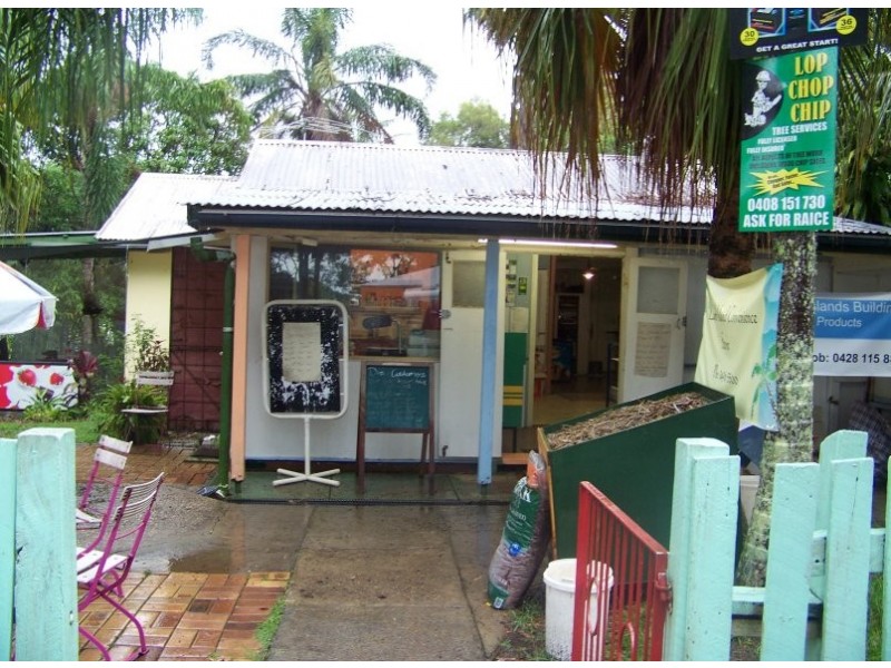 6-8 Lucas Drive, Lamb Island QLD 4184