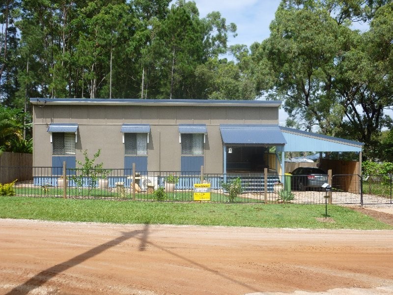 18 COOEE CRESENT, Macleay Island QLD 4184