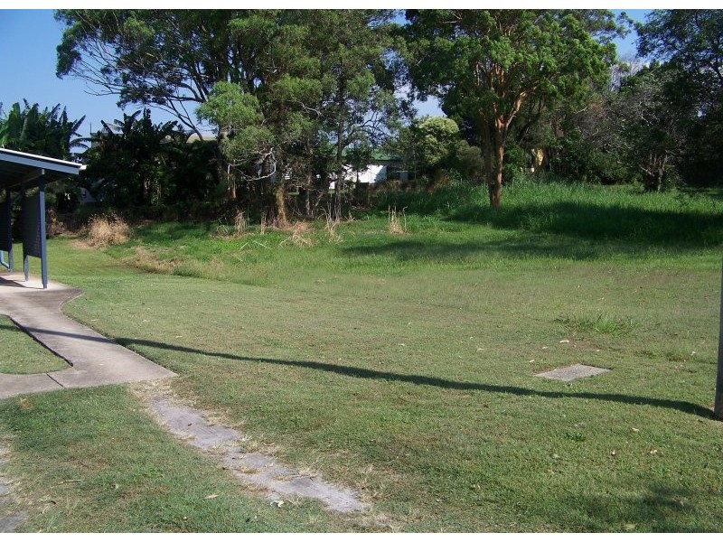 39 Charles Terrace, Macleay Island QLD 4184