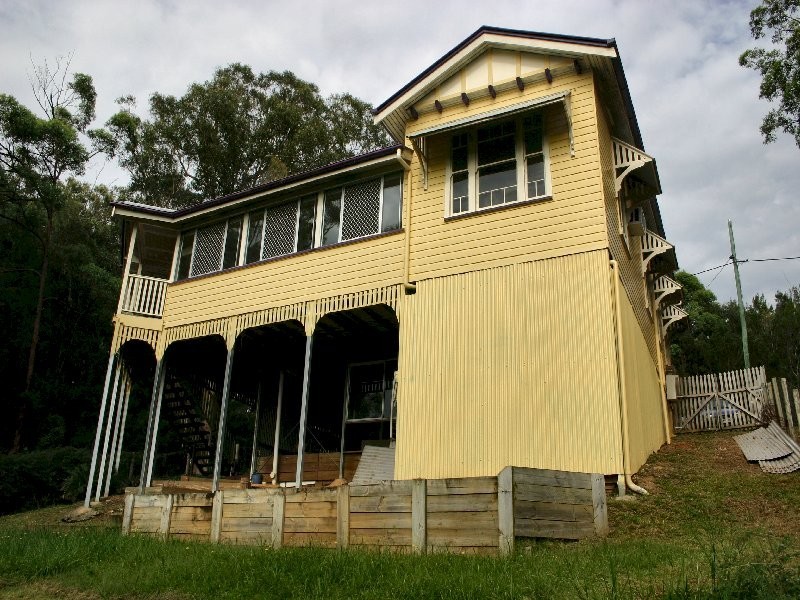 4 Leichhardt Terrace, Russell Island QLD 4184