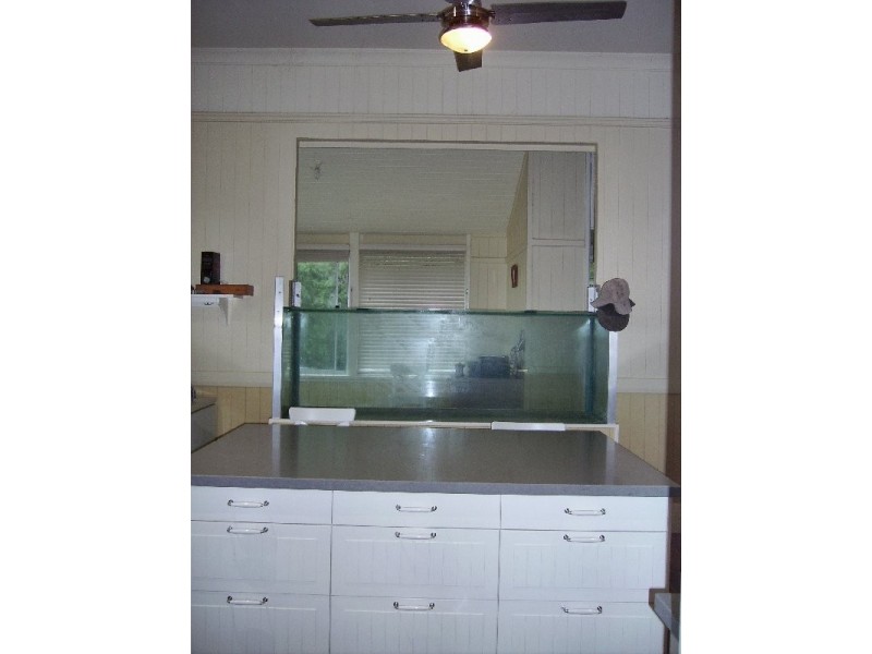 4 Leichhardt Terrace, Russell Island QLD 4184