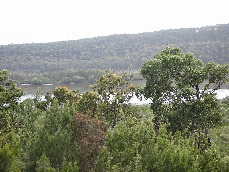 4 Leichhardt Terrace, Russell Island QLD 4184