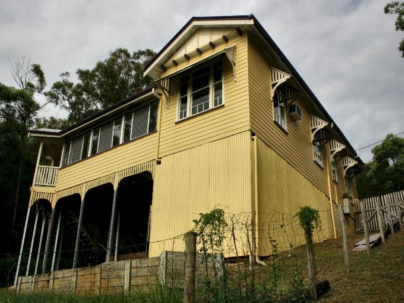 4 Leichhardt Terrace, Russell Island QLD 4184