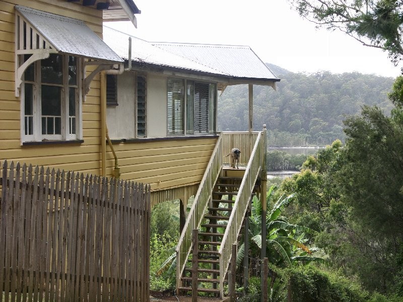 4 Leichhardt Terrace, Russell Island QLD 4184