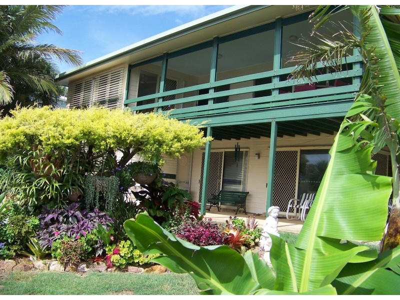 32 Koonwarra Pde, Macleay Island QLD 4184