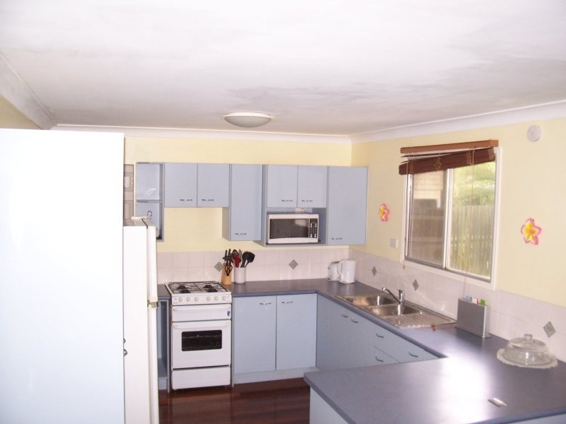 100 WESTERN RD, Macleay Island QLD 4184