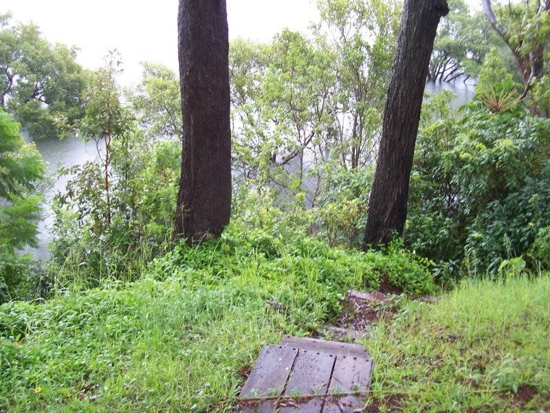 100 WESTERN RD, Macleay Island QLD 4184