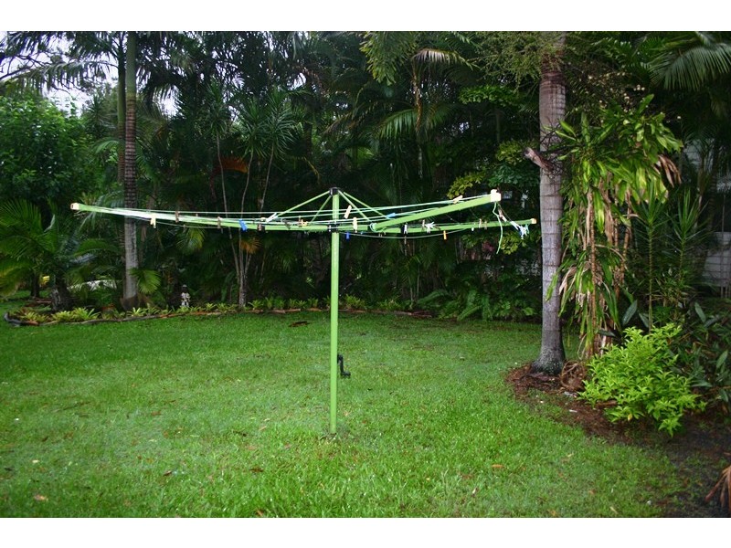 24 Treasure Island Avenue, Karragarra Island QLD 4184