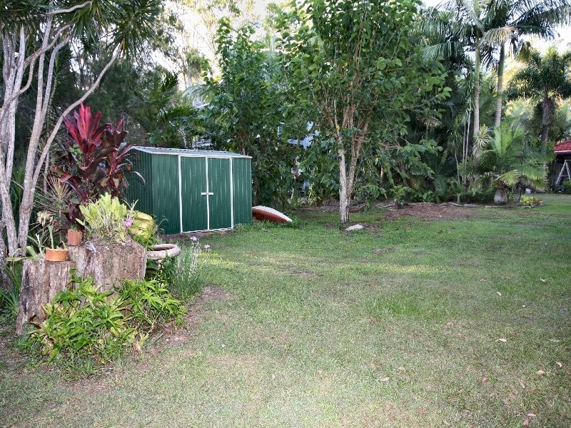 24 Treasure Island Avenue, Karragarra Island QLD 4184