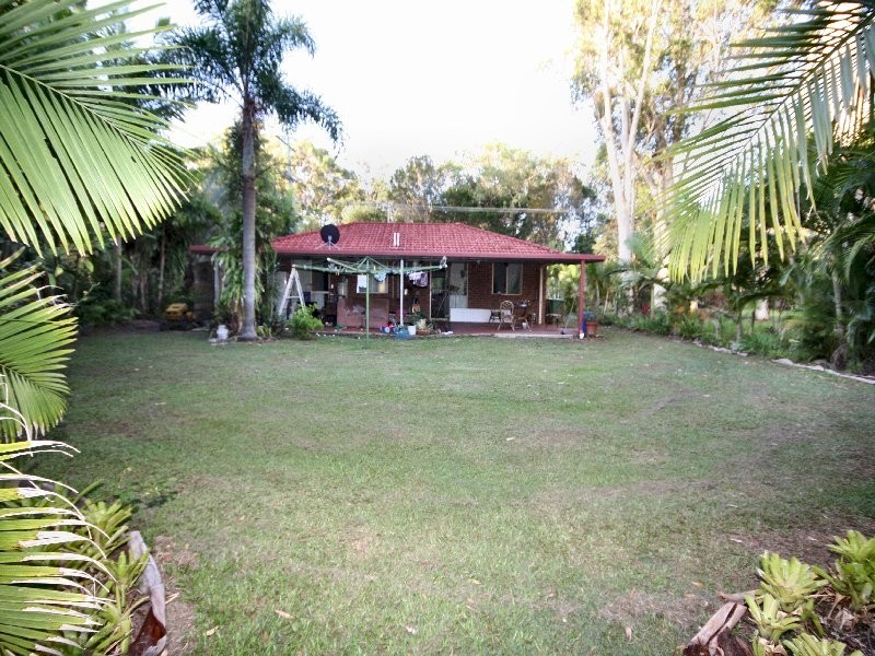 24 Treasure Island Avenue, Karragarra Island QLD 4184