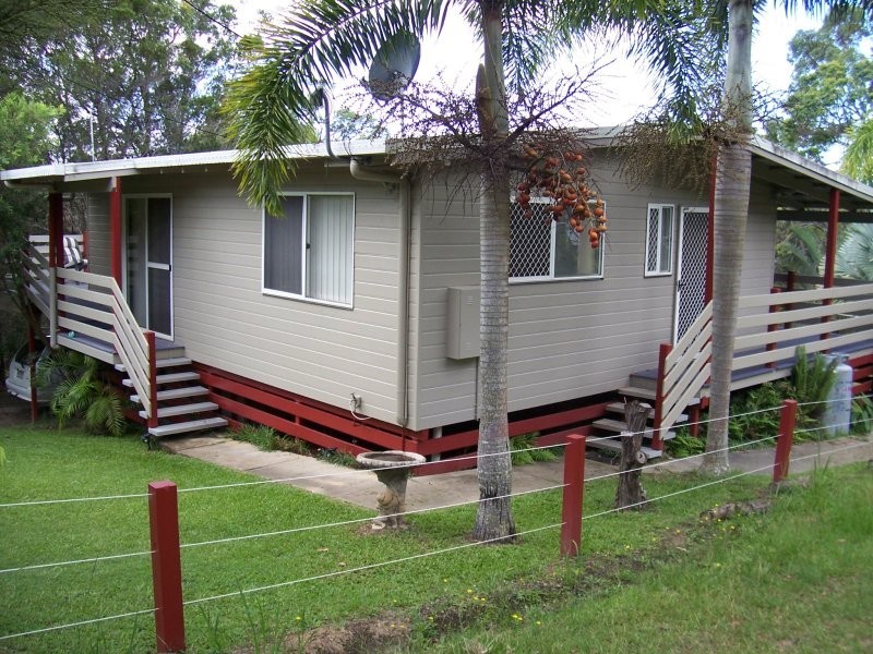 22 ASHTON ST, Macleay Island QLD 4184