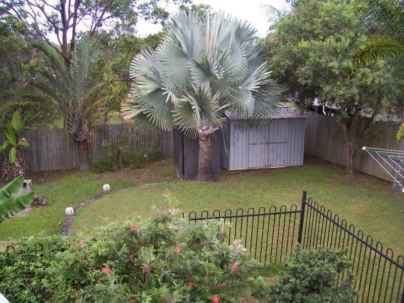 22 ASHTON ST, Macleay Island QLD 4184