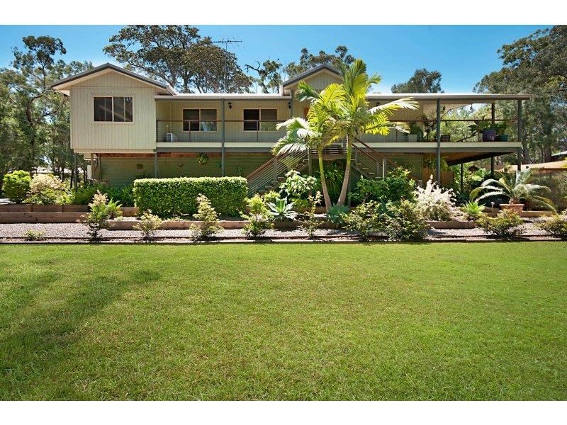 2 PRESIDENT TCE, Macleay Island QLD 4184