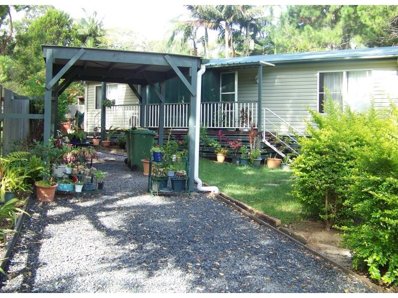 26 Alexander Street, Macleay Island QLD 4184