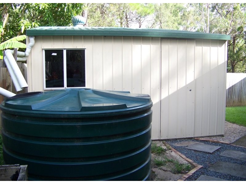 26 Alexander Street, Macleay Island QLD 4184