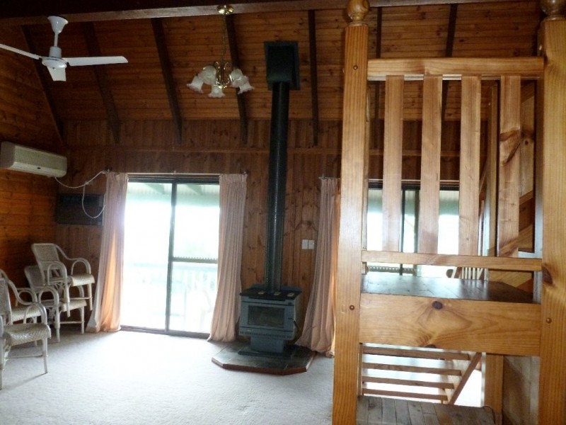 43 JAN ST, Macleay Island QLD 4184