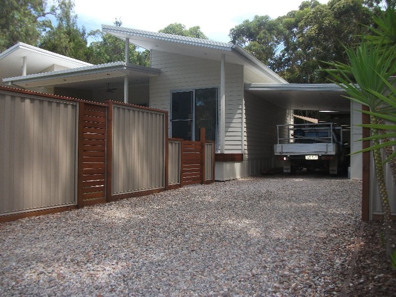 4 Dalpura Street, Macleay Island QLD 4184