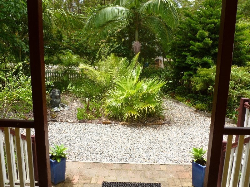 13 PRESIDENT TERRACE, Macleay Island QLD 4184