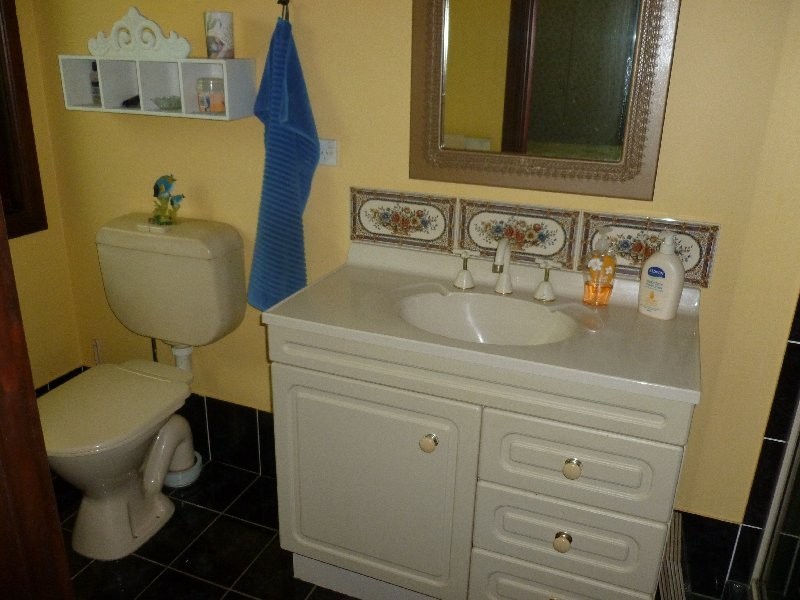 13 PRESIDENT TERRACE, Macleay Island QLD 4184