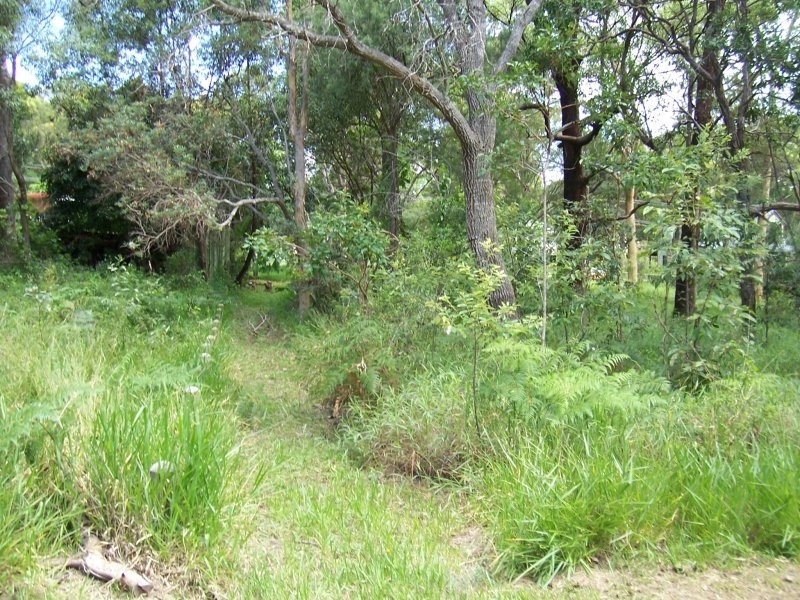 10 KARRAWARRA ST, Macleay Island QLD 4184