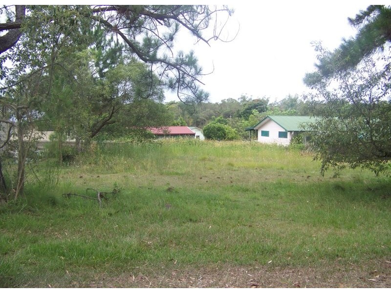 5 Vine St, Macleay Island QLD 4184