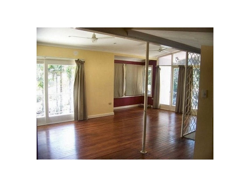 4 Pearl Street, Russell Island QLD 4184