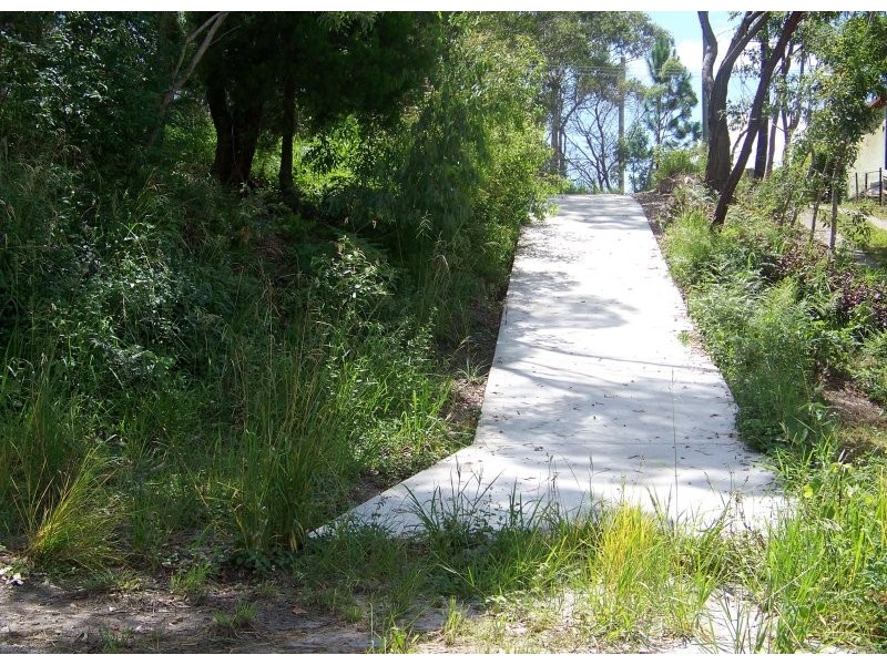 50 Charles Terrace, Macleay Island QLD 4184