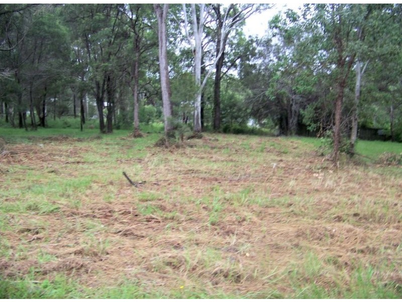 25 BRUCE st, Lamb Island QLD 4184