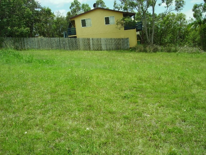 7 – 9 Ashton Street, Macleay Island QLD 4184