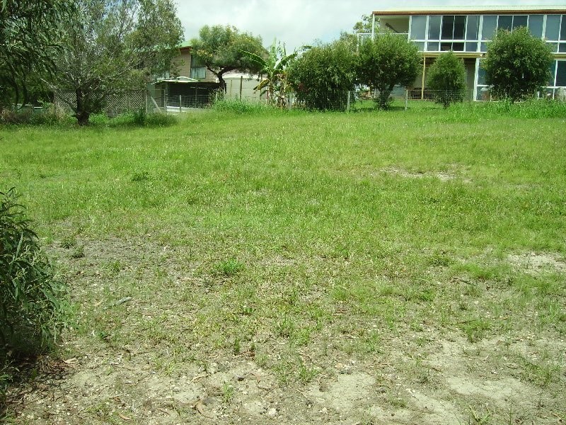 7 – 9 Ashton Street, Macleay Island QLD 4184