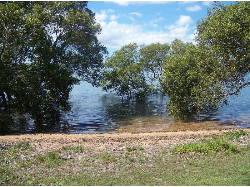 36 COORONG ST, Macleay Island QLD 4184