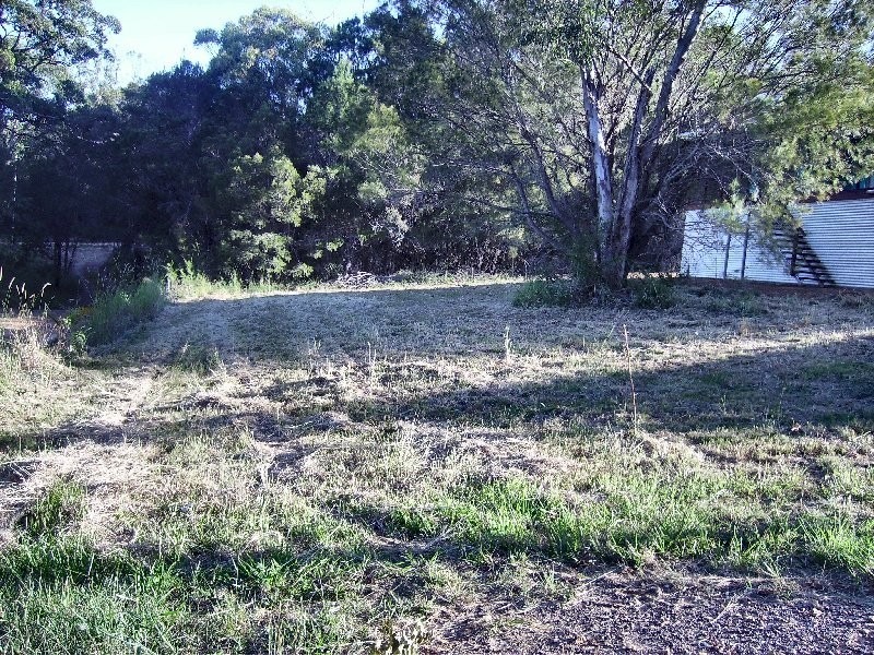 14 Glen Street, Macleay Island QLD 4184