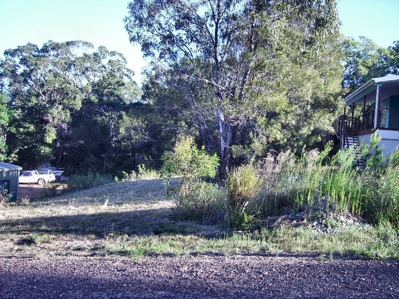 14 Glen Street, Macleay Island QLD 4184