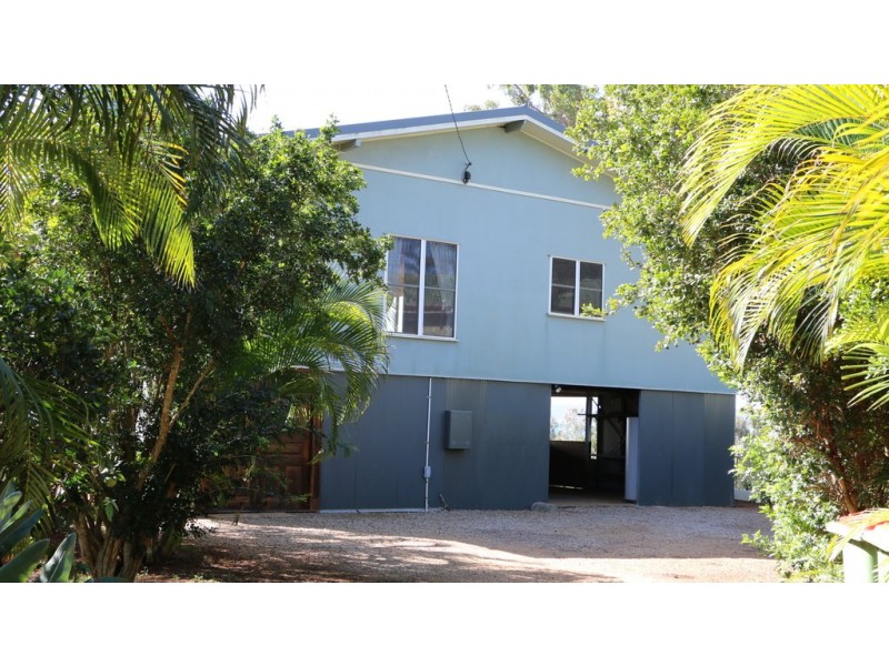 3 Island Outlook, Macleay Island QLD 4184