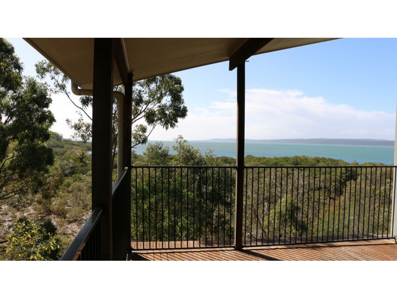 3 Island Outlook, Macleay Island QLD 4184