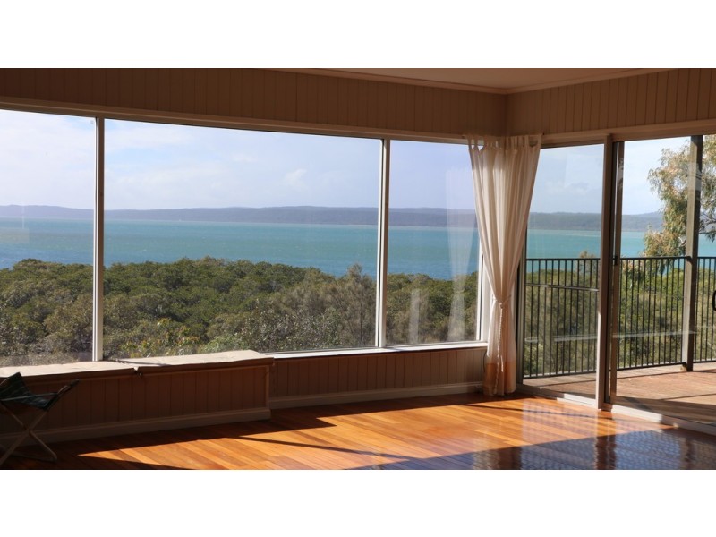 3 Island Outlook, Macleay Island QLD 4184