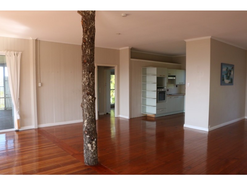 3 Island Outlook, Macleay Island QLD 4184