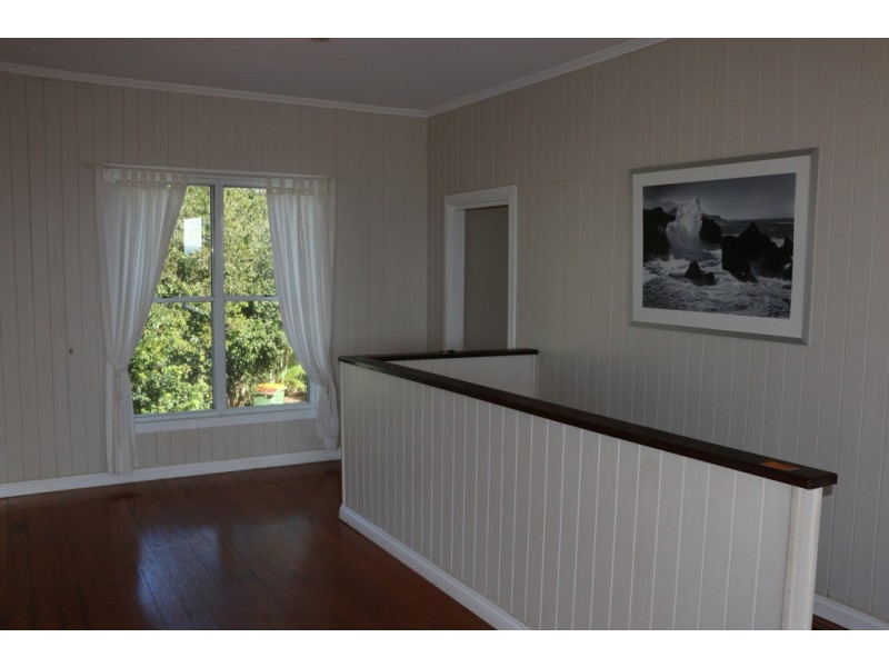 3 Island Outlook, Macleay Island QLD 4184