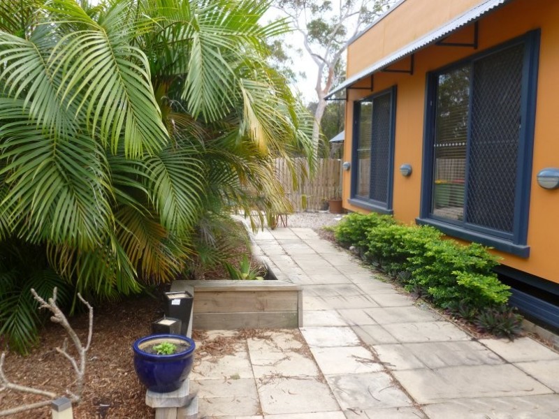 7 Leanne Street, Macleay Island QLD 4184