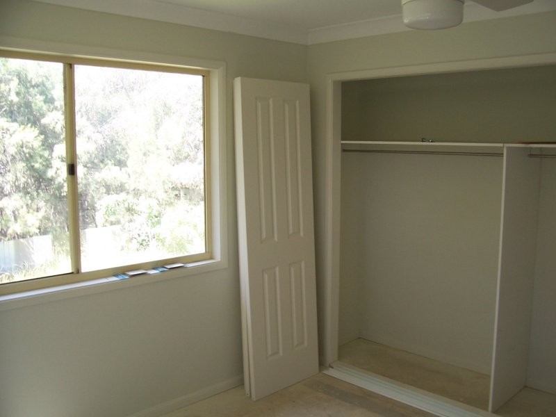 6 WAKE ST, Macleay Island QLD 4184