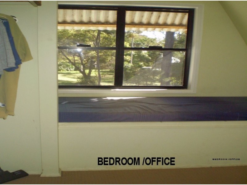 16 BLUE BAY CRESENT, Macleay Island QLD 4184